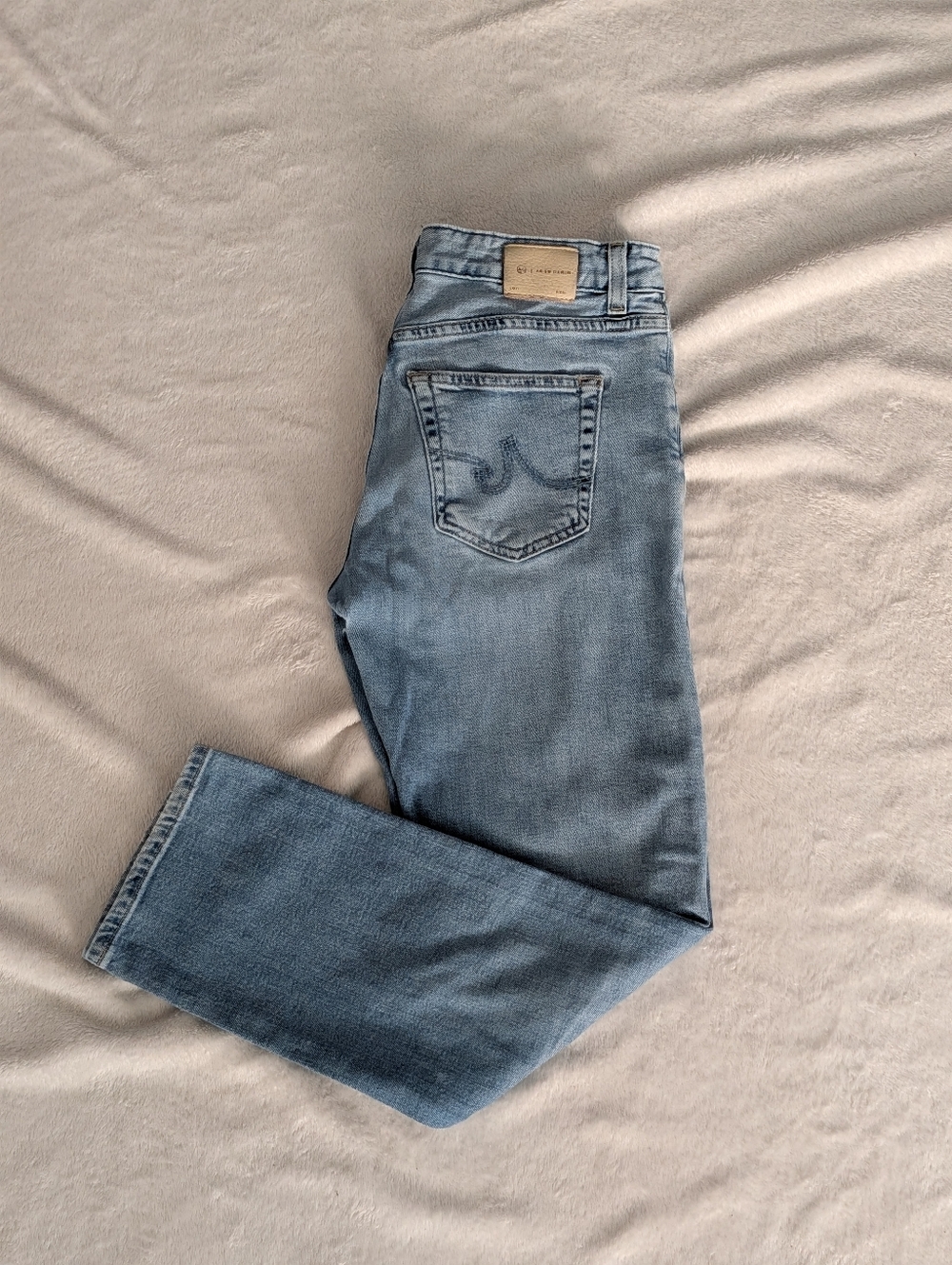AG Ag-ed Denim Jeans I Women Size 26 I Straight Legs I White Washed